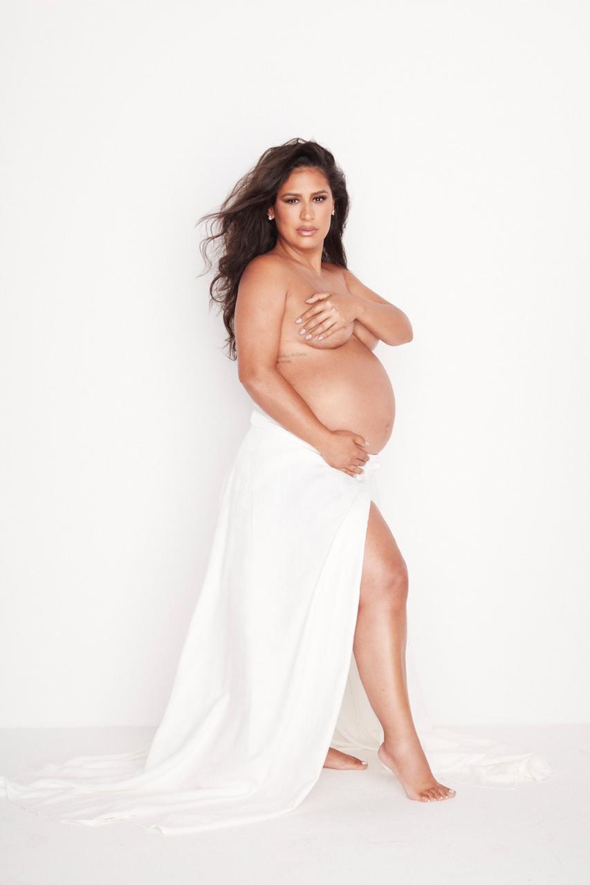 Cantora sertaneja dará à luz nos EUA