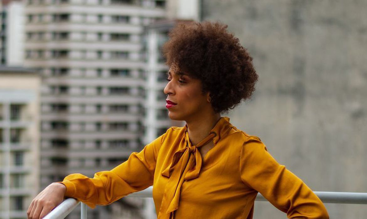 A vereadora de São Paulo Erika Hilton (PSOL) registrou um boletim de ocorrência nesta quarta-feira (27) em razão de ter sofrido ameaça dentro do prédio da Câmara. (Foto: reprodução/Twitter)