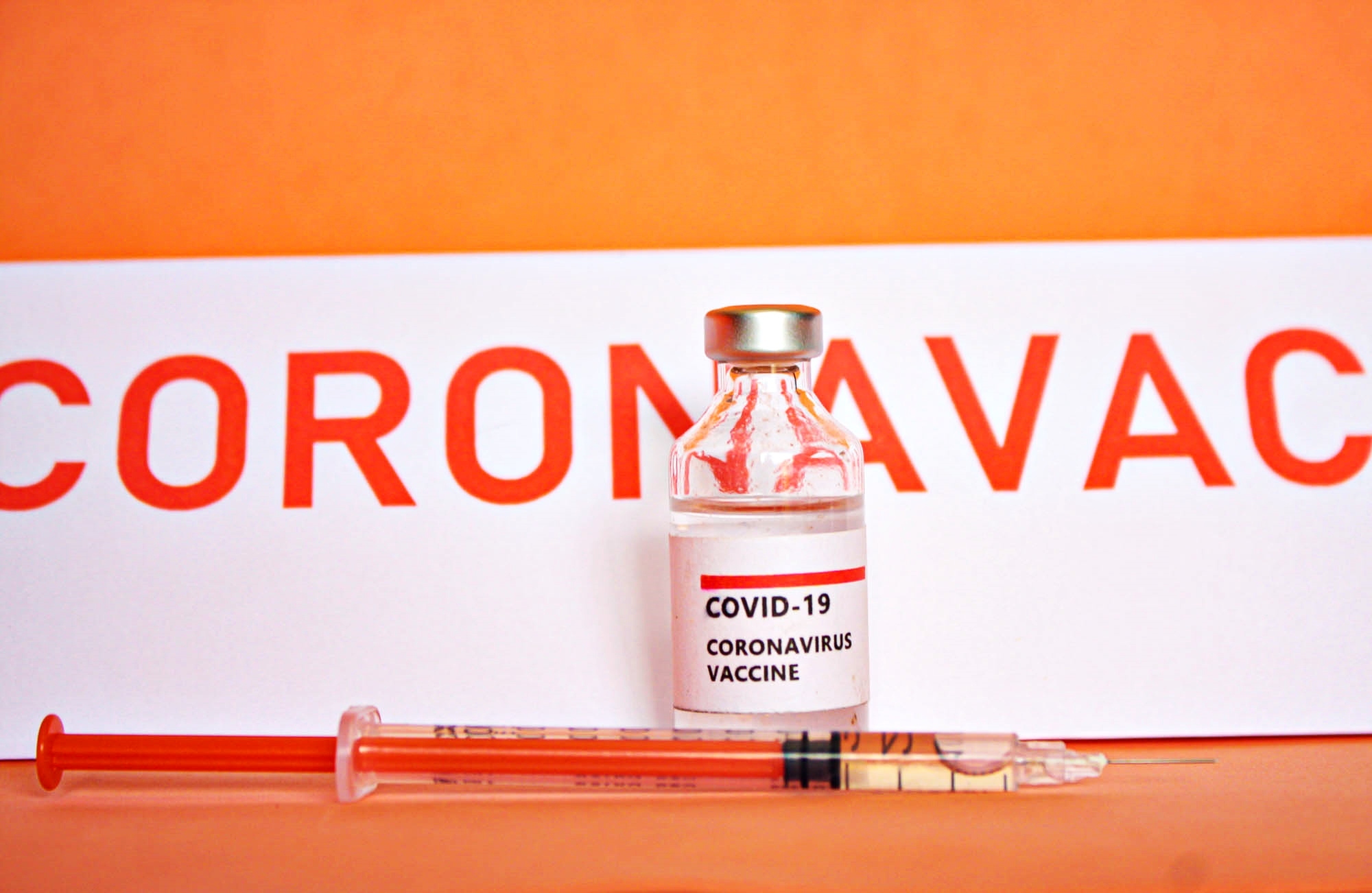 China estuda formas de aumentar a eficácia de suas vacinas contra a Covid