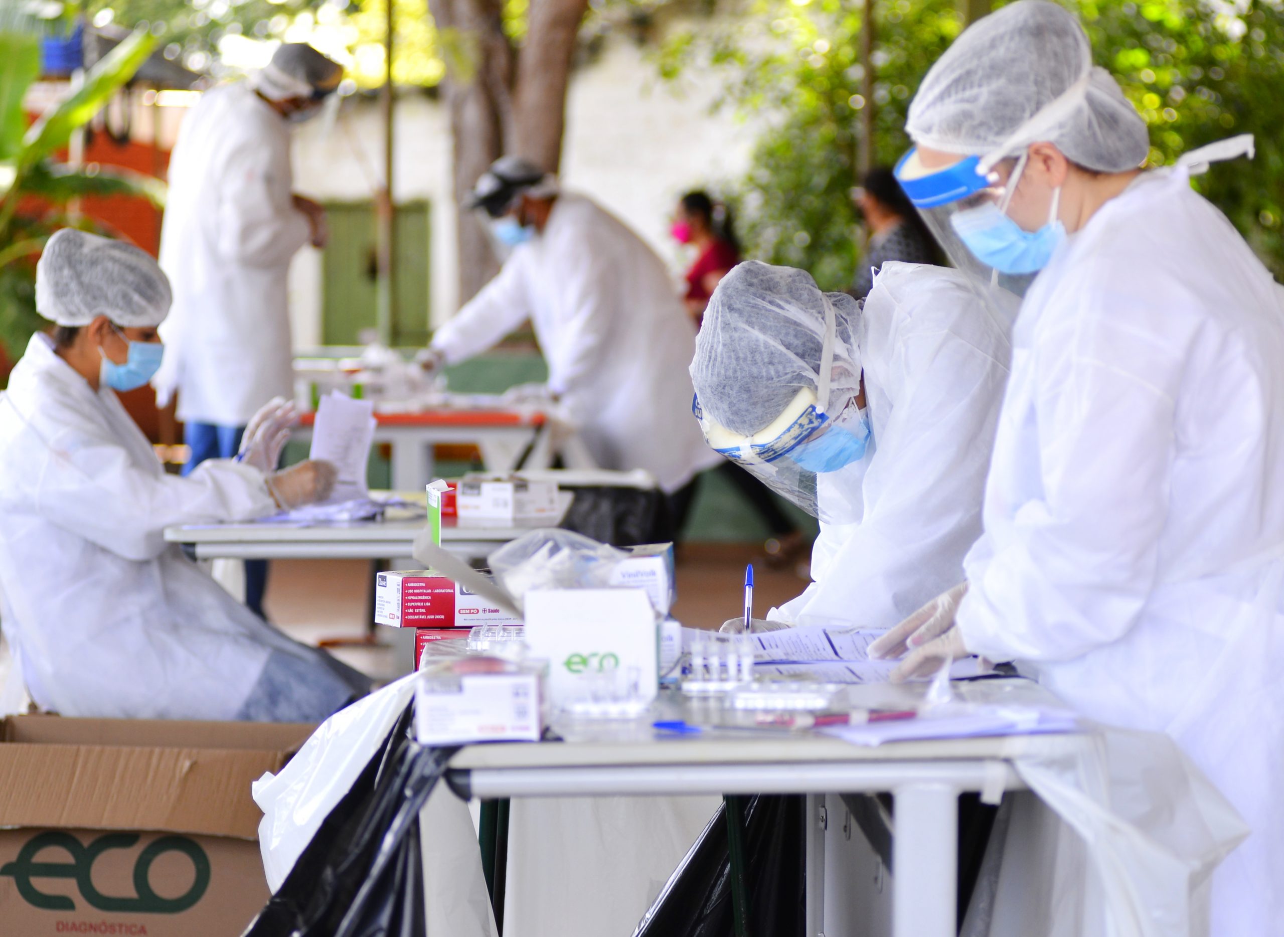 Brasil registra 1.990 mortes por Covid em 24 h e ultrapassa 511 mil óbitos na pandemia