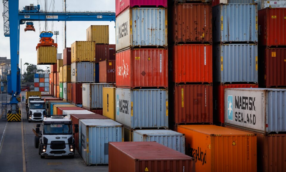 Goiás exporta US$ 4,7 bi a mais que importa, em 2020