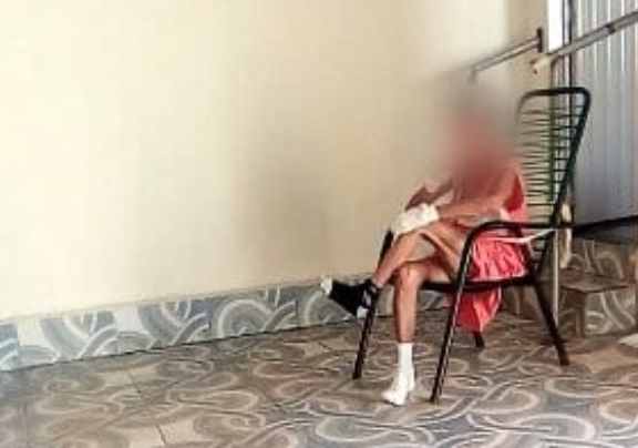 Um dos idosos encontrados no asilo, em Goiânia (Foto: Polícia Civil)