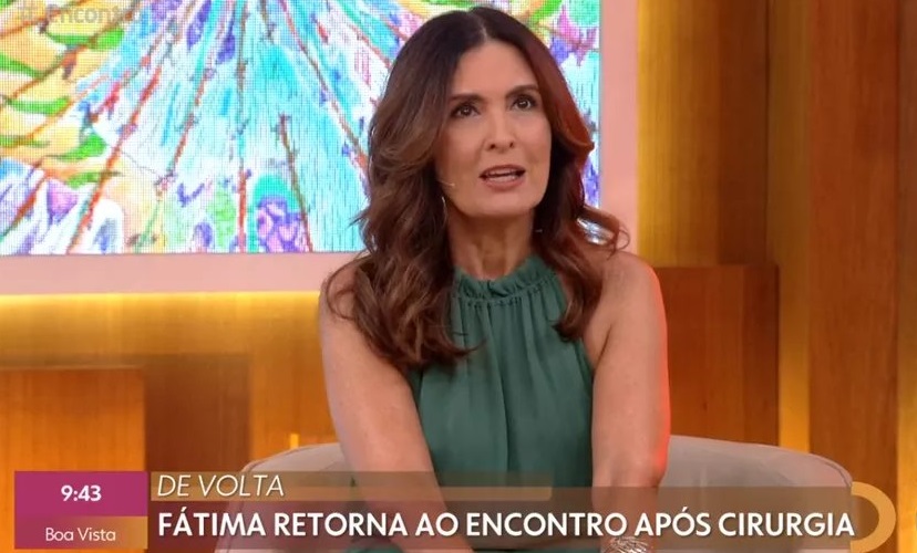 encontro câncer vídeo Fátima Bernardes chora na volta do 'Encontro' após cirurgia; vídeo