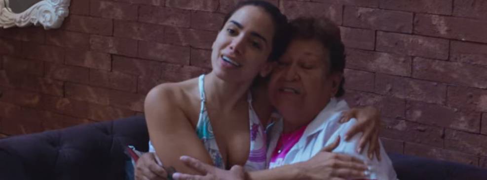 Fã processa Anitta e Netflix após virar piada por aparecer em 'Made in Honorio'