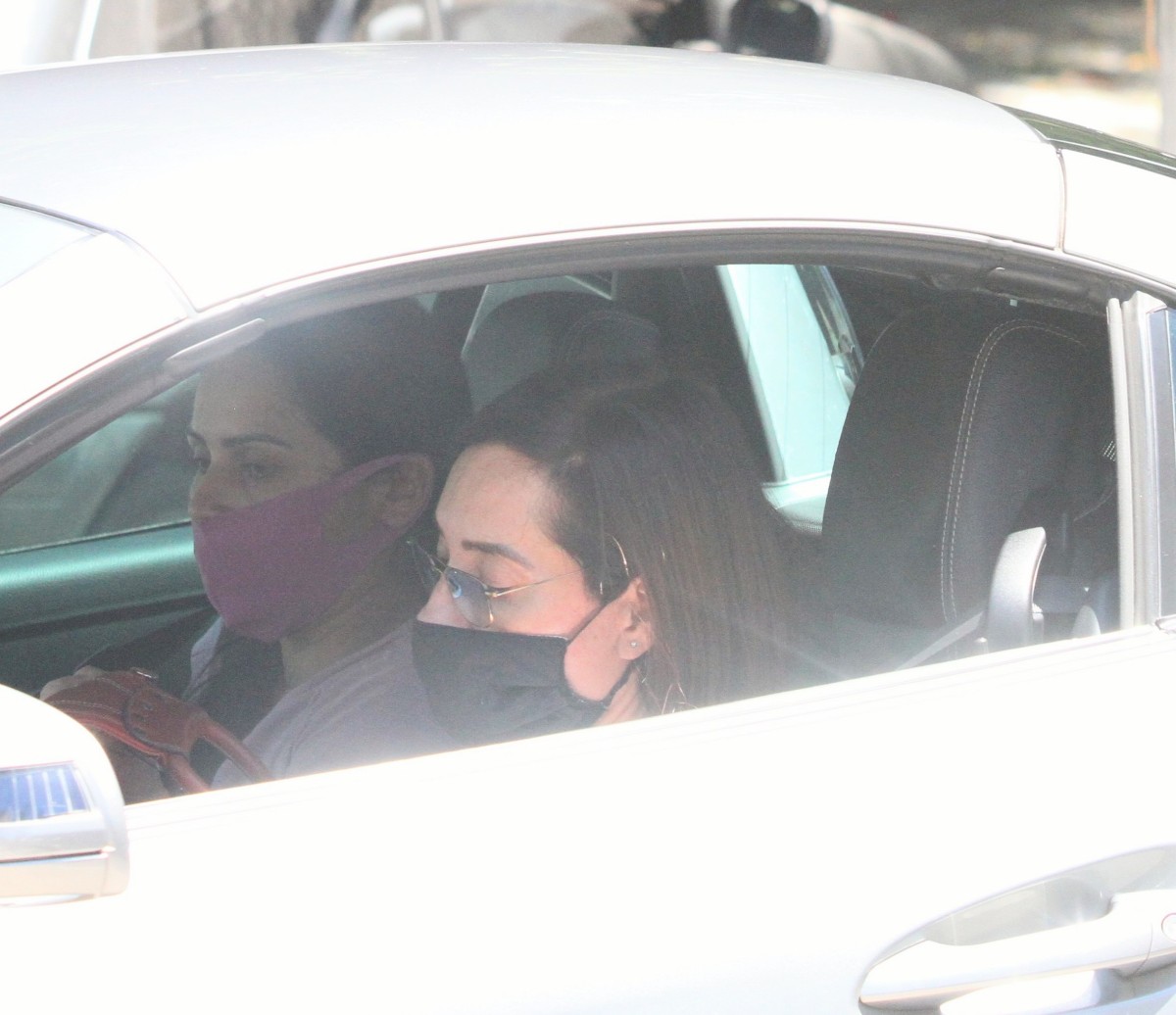 Christiane Torloni é vista em posto de gasolina na zona sul do Rio