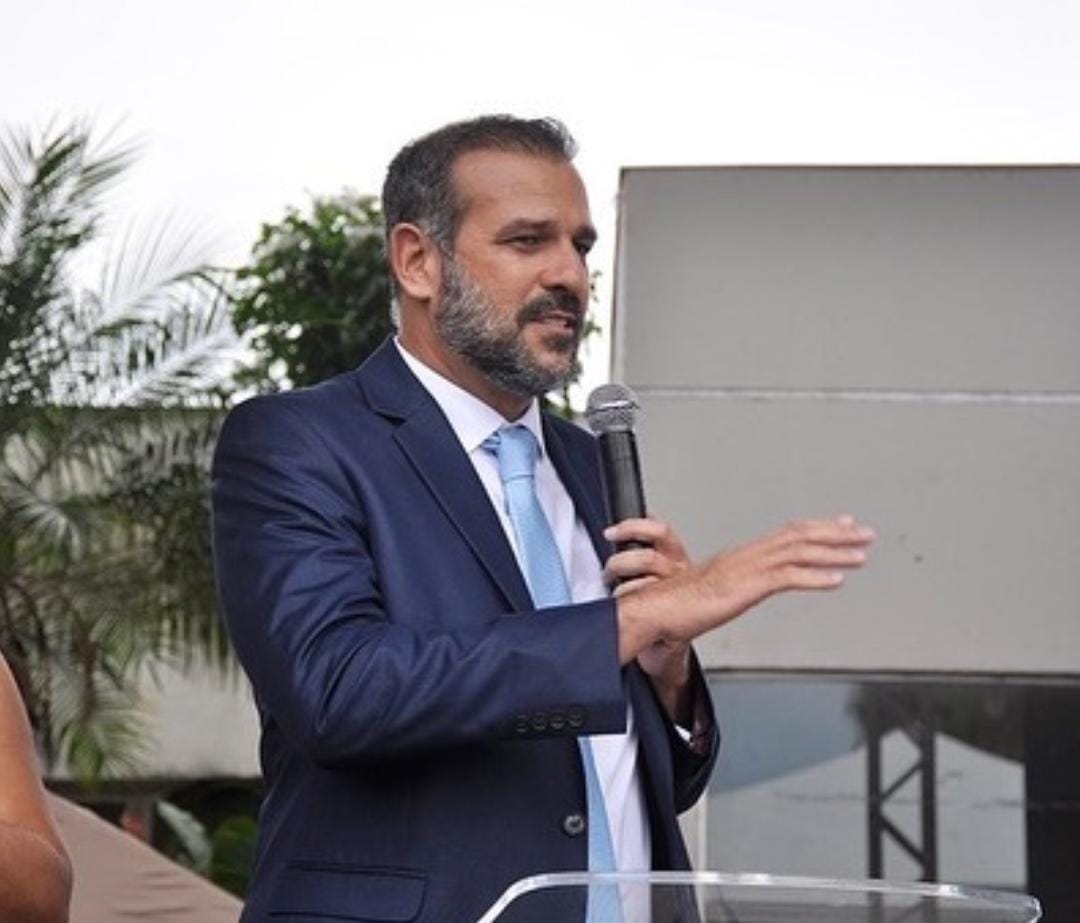 Renato de Castro deve assumir a Casa Civil do governo Caiado