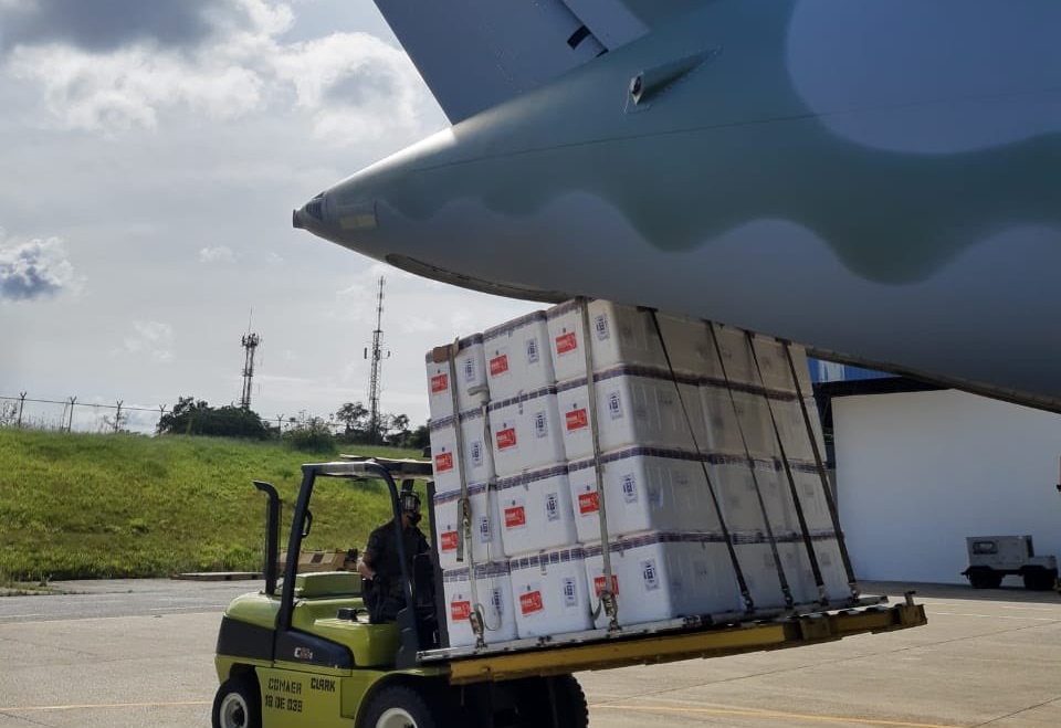 Ninguém ficará sem vacina por estar fora da cidade que reside, diz secretário