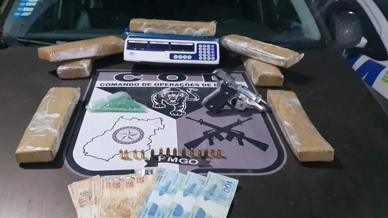 PM apreende quase 50 kg de maconha e quatro são presos por tráfico em Goiânia