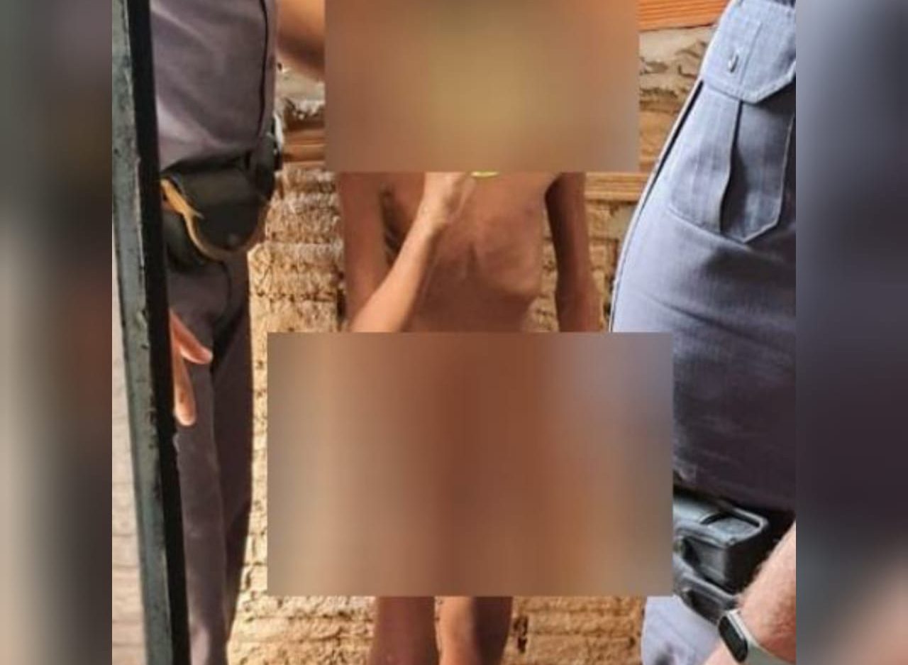 Vizinhos afirmam que pais de criança encontrada em barril pareciam 'gentis'