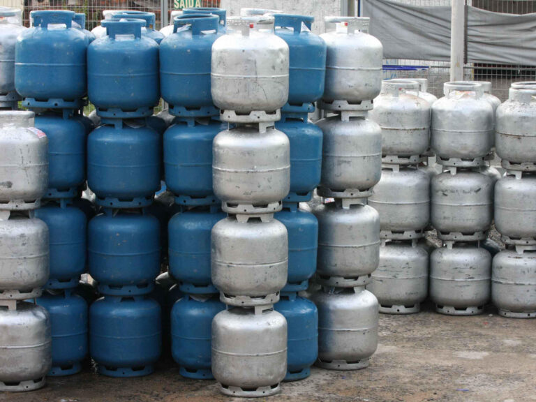 Procon verifica variação de R$ 70 a R$ 85 no gás de cozinha em Goiânia