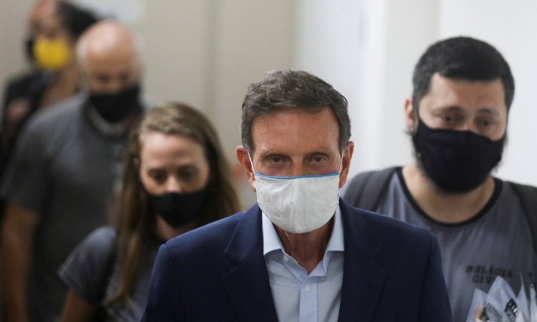 Bolsonaro indica Marcelo Crivella para ser embaixador na África do Sul