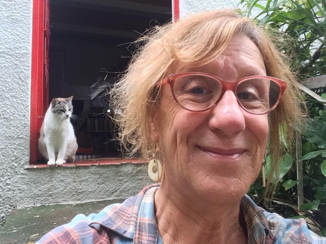 Após melhora de quadro de covid, cartunista Laerte Coutinho sai da UTI