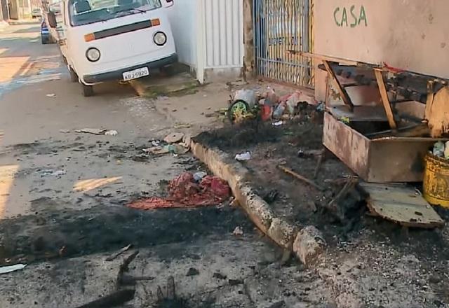 Homem morre após ser amarrado em sofá e ter o corpo incendiado no DF (Foto: Reprodução)