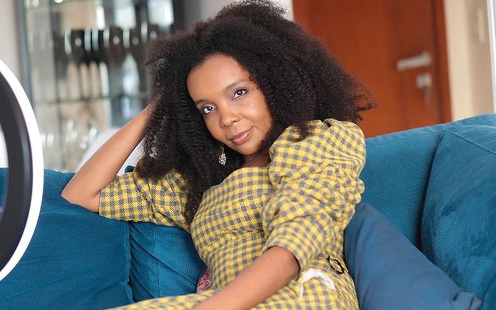 Thelma Assis, do BBB 20, tem pedido de liminar contra Eduardo Bolsonaro negado pela Justiça