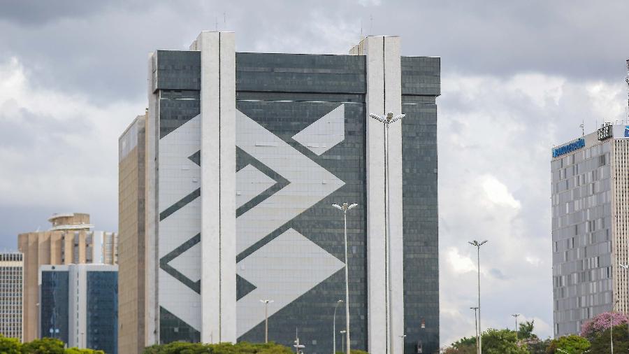 Funcionários do Banco de Brasil fazem greve contra demissão de 5 mil pessoas