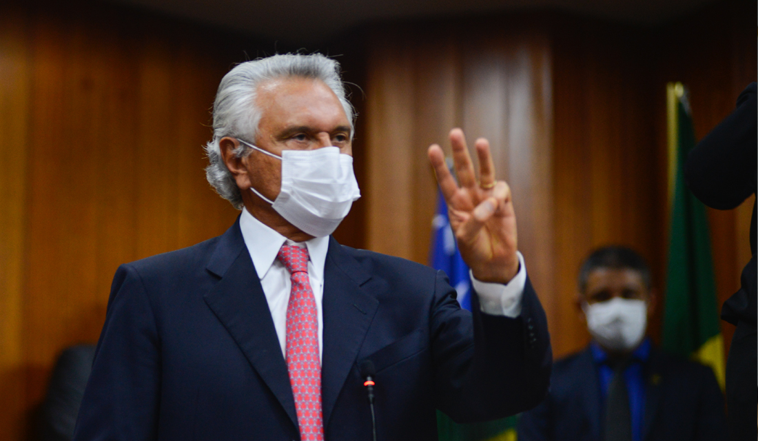 DEM de Caiado filia três prefeitos nesta quinta-feira