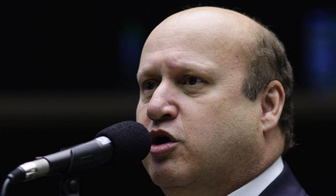 Único deputado federal do PSDB, Célio Silveira diz que deve é ir para o MDB