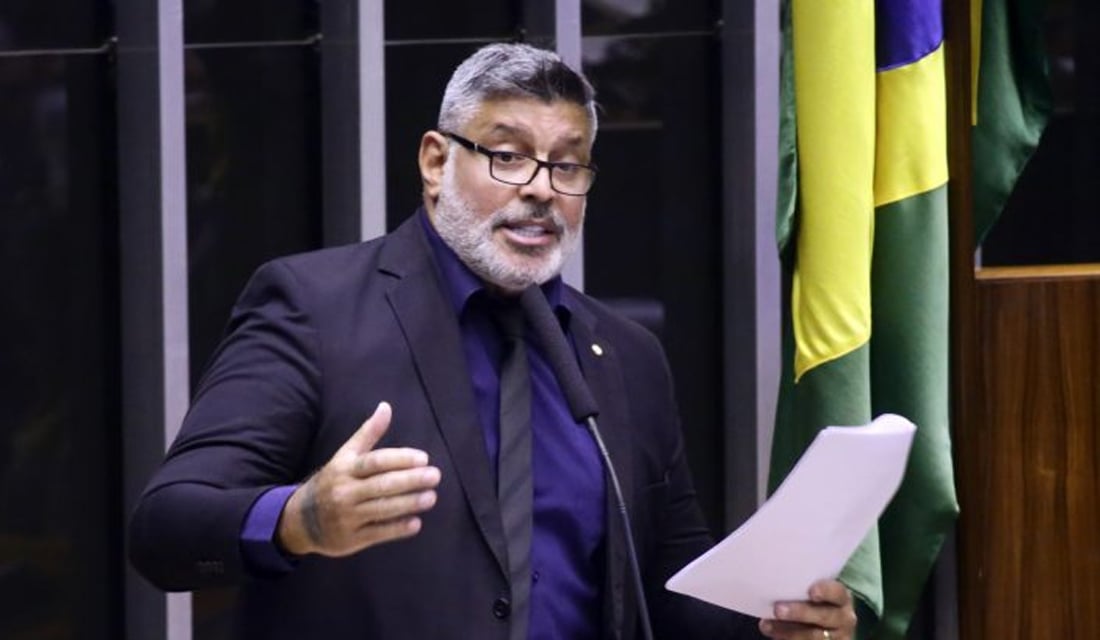 Internautas criticaram o deputado federal e ex-ator pornô Alexandre Frota faz harmonização facial após falência; veja