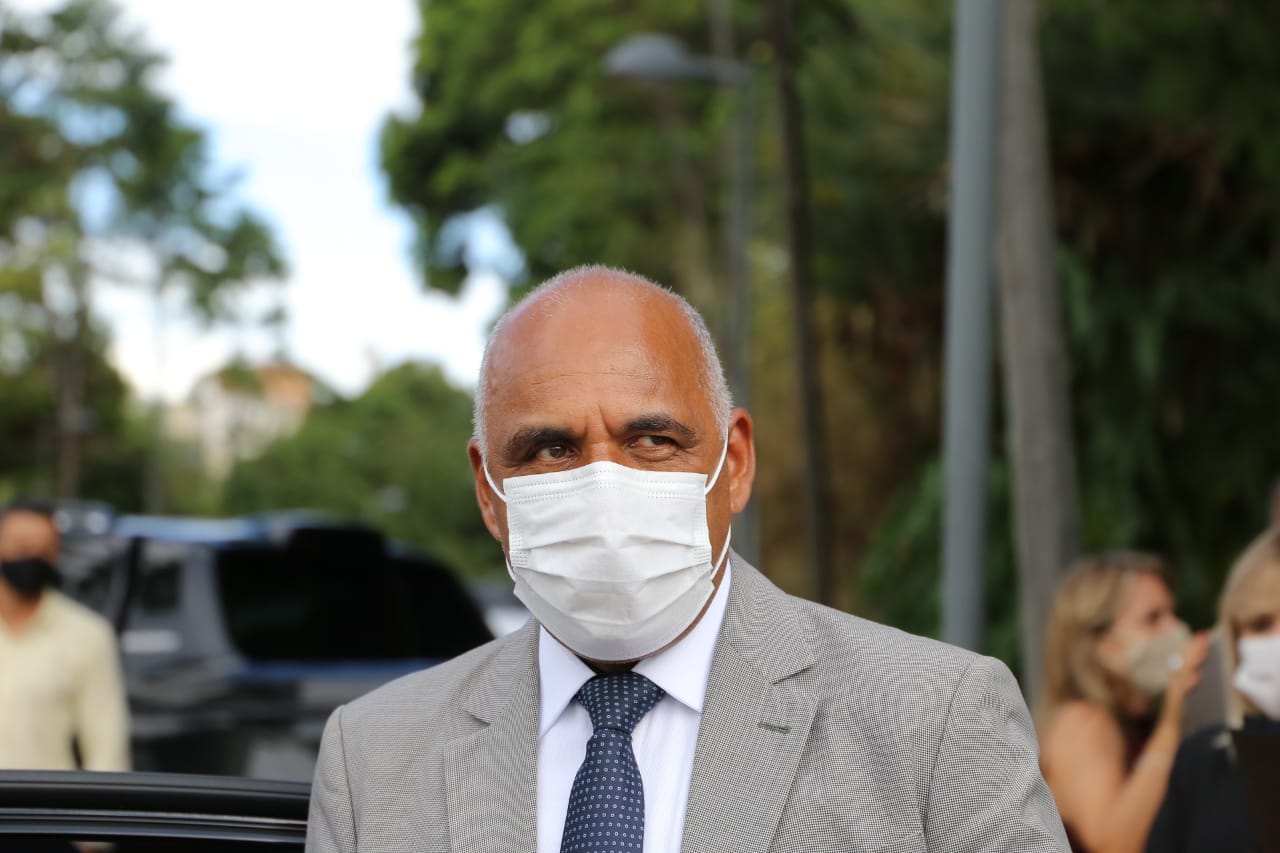 Ocupação de leitos de UTI sobe de 57% para 70% em 2 dias, diz prefeito