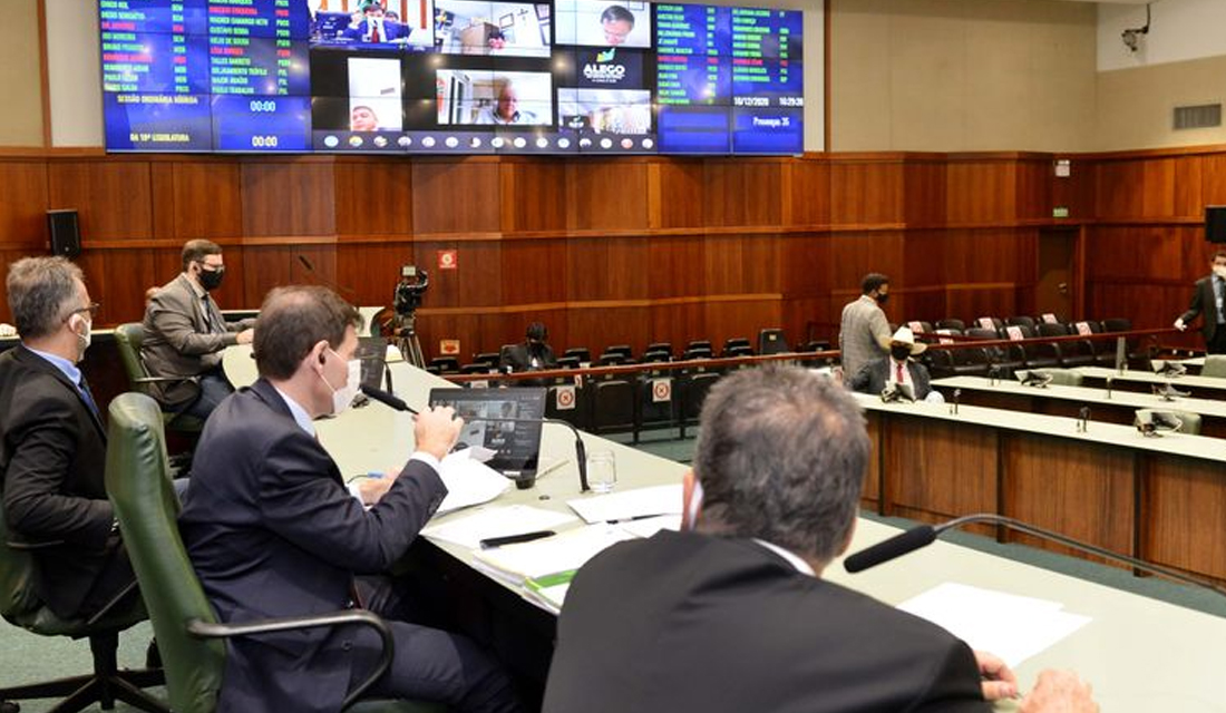 PSL Goiás entra com ação contra lei de contratação de temporários