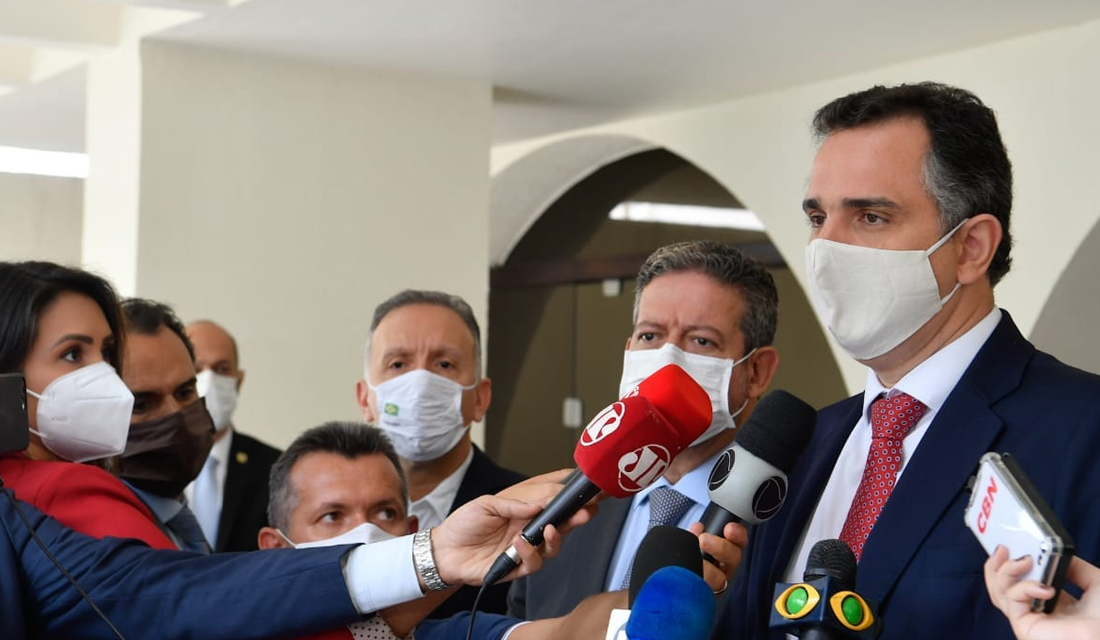 Lira e Pacheco debatem aprovação de reforma Tributária até outubro