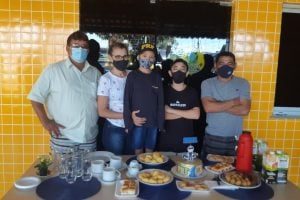 PRF faz surpresa a criança de sete anos que sonha em ser policial