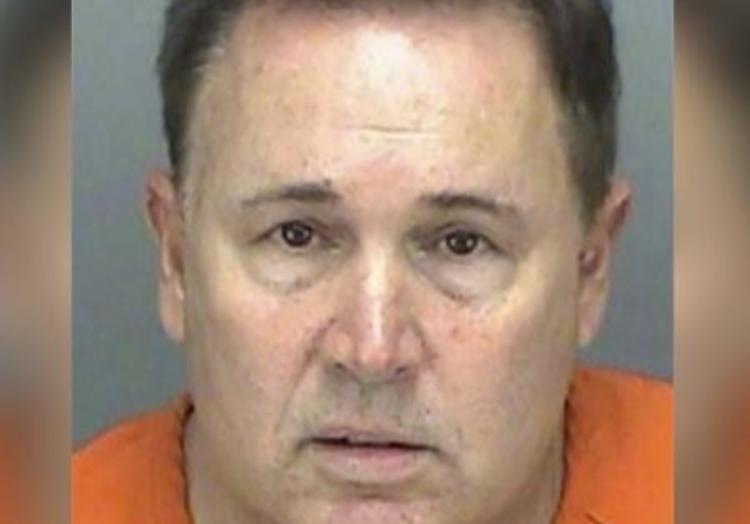 Advogado tem registro cassado por gravar vídeos pornôs com presas nos EUA