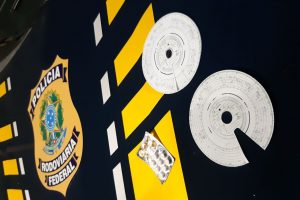 Tacógrafo registrou direção por dias consecutivos (Foto: PRF-DF)