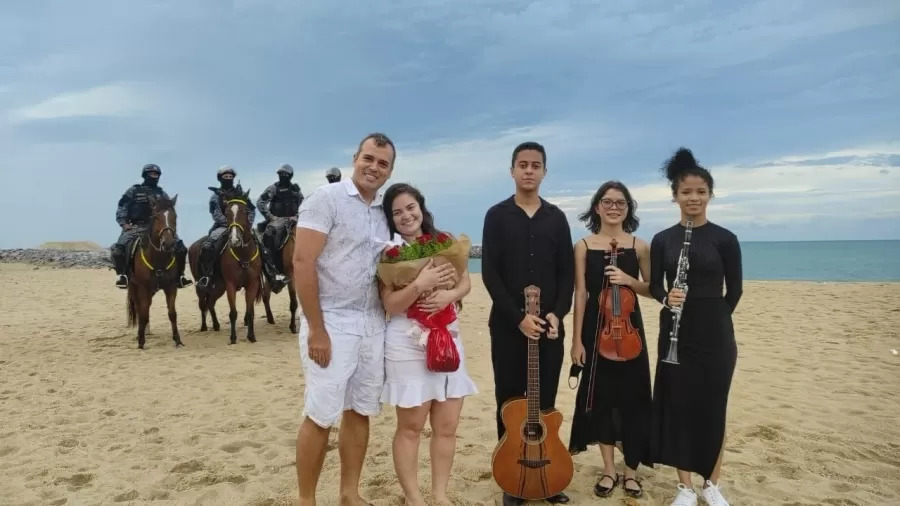 Pedido de noivado ultrapassa horário-limite e é interrompido por PMs no CE