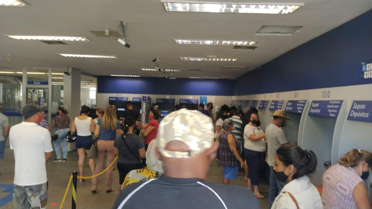 Agência da Caixa em Caldas Novas é interditada por descumprimento do decreto (Foto: divulgação/Prefeitura de Caldas Novas)