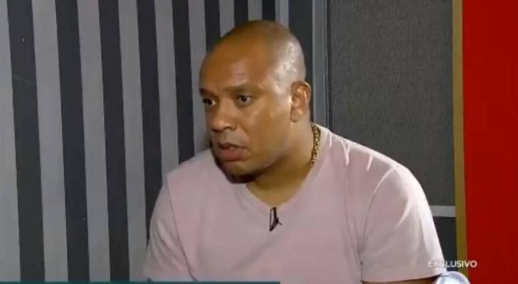 Rapaz que acusa Anderson de estupro diz estar em depressão; cantor chora