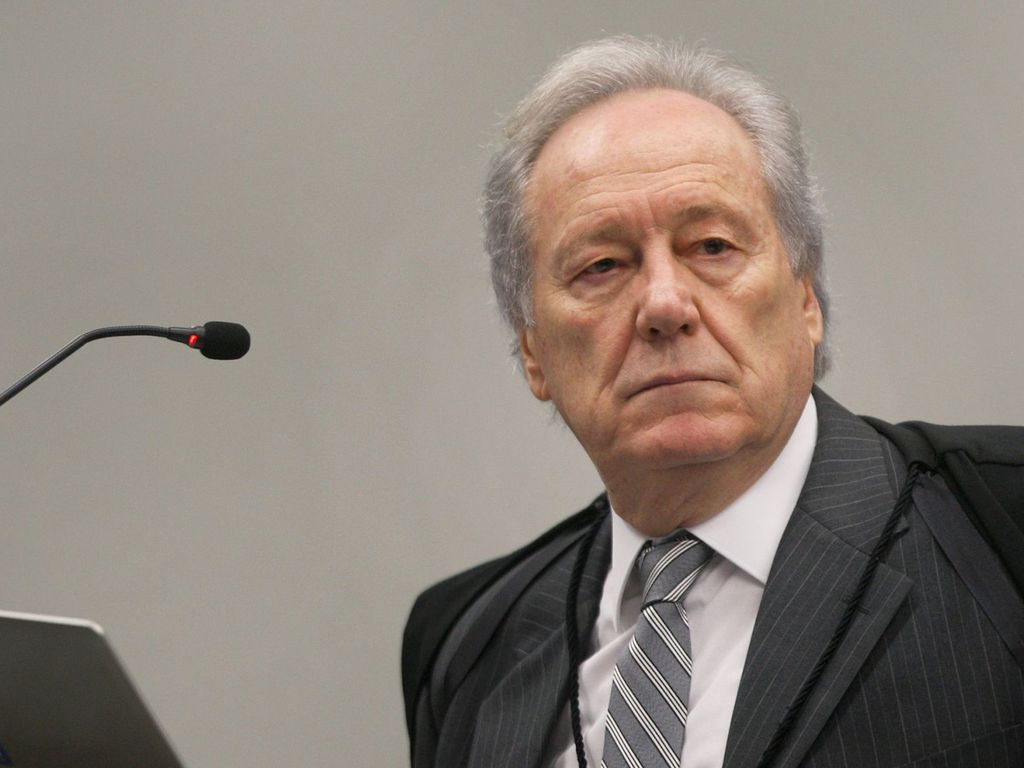 Ministro Lewandowski é eleito para cadeira no TSE