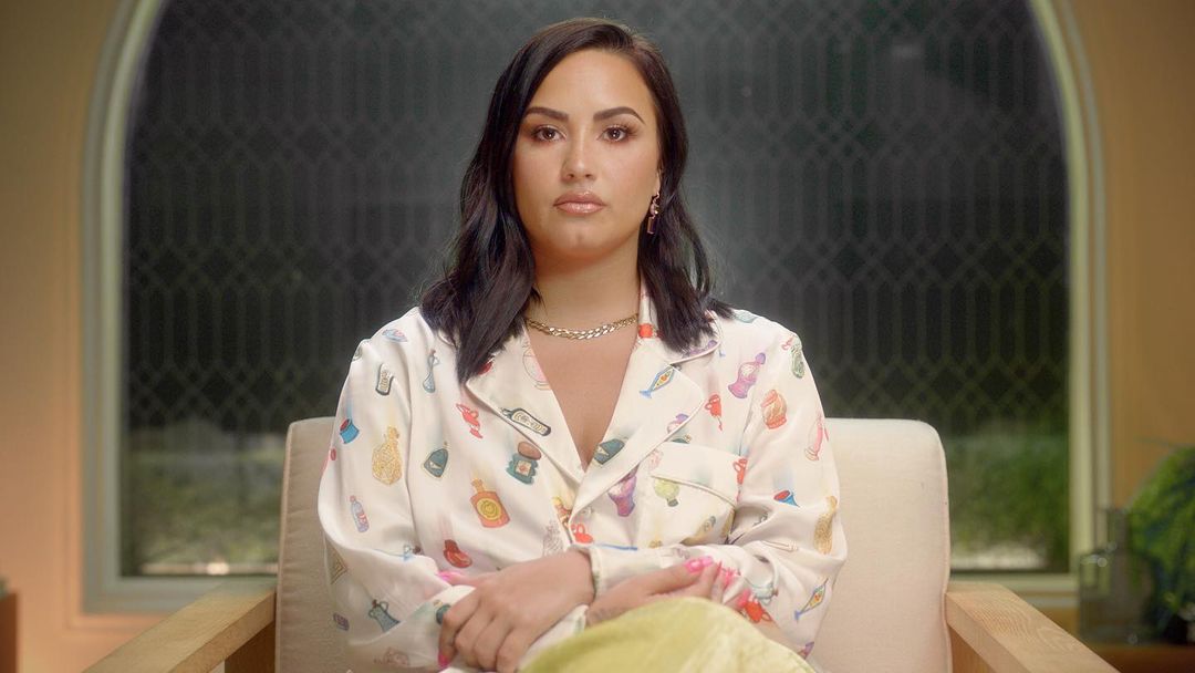 Demi Lovato conta que teve três derrames durante overdose