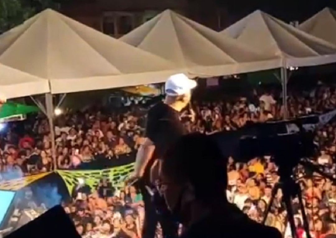 Belo é preso no Rio de Janeiro por show durante a pandemia