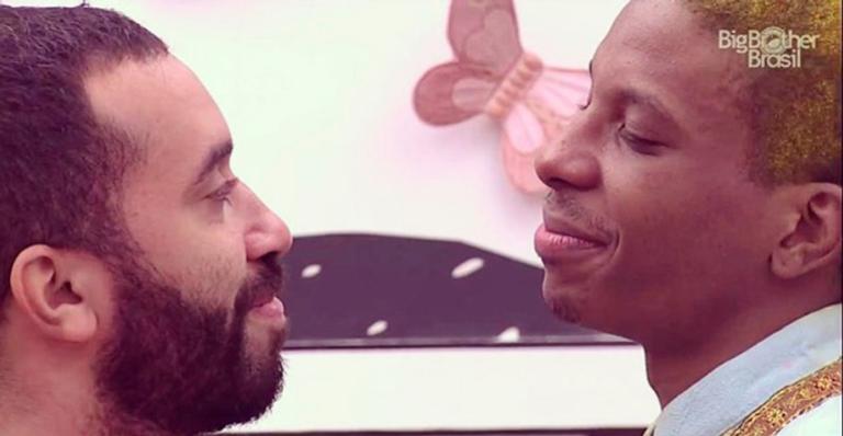 BBB 21: 'Paixão é recíproca', diz Lucas sobre possível namoro com Gilberto