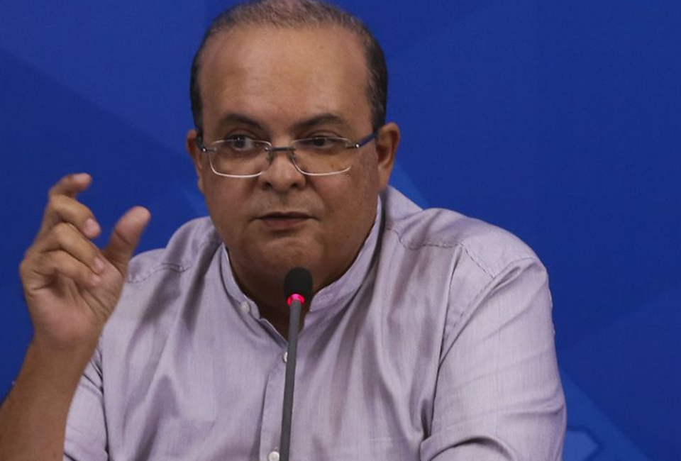 Em retorno ao DF, Ibaneis fala de reflexão, gratidão e elogia vice, a goianiense Celina Leão