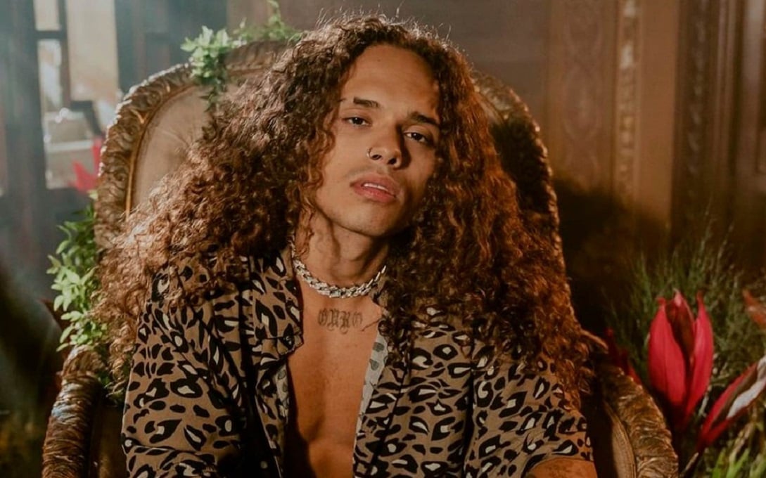 visto Vitão tem turnê nos Estados Unidos adiada; saiba o motivo Luisa Sonza cantor 'Poderia estar pensando em me matar', diz Vitão sobre ataques de haters