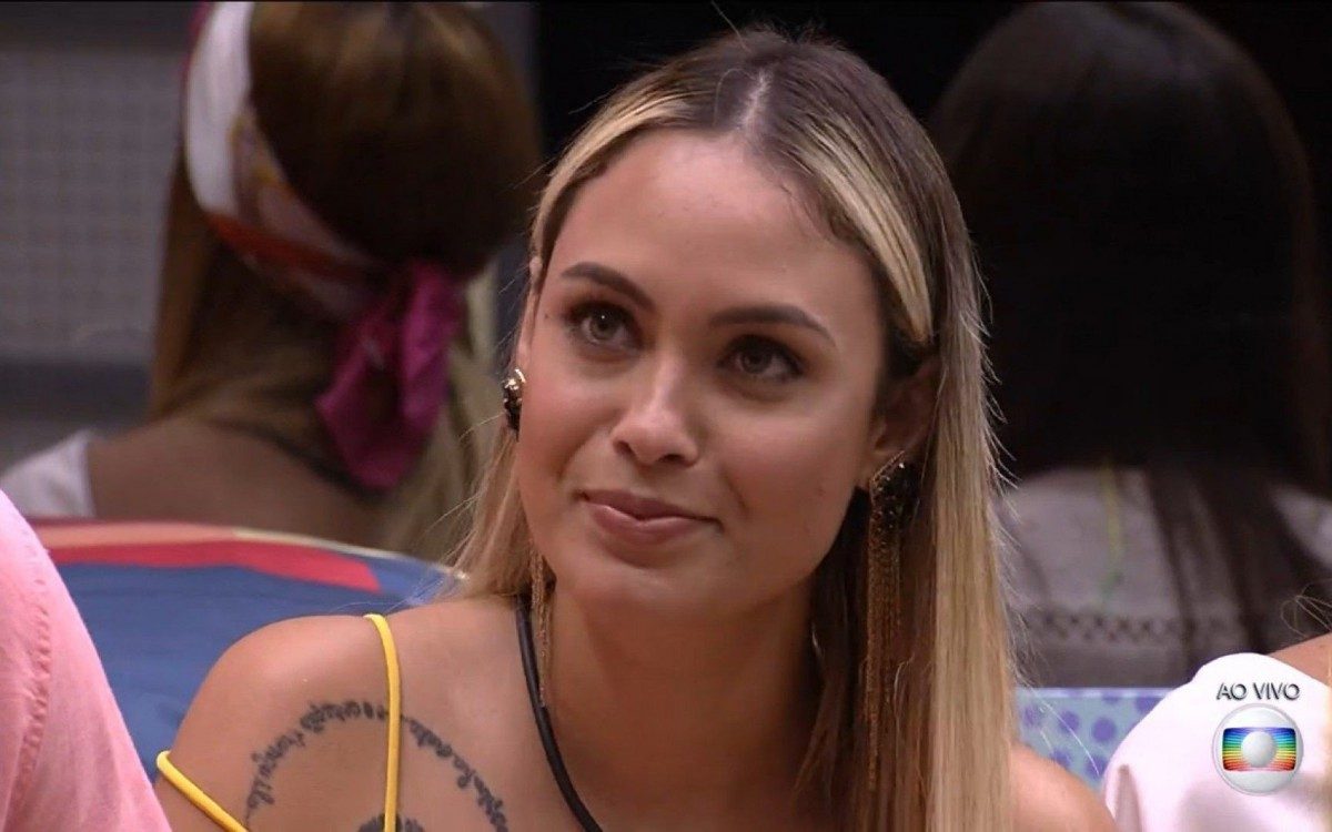 BBB 21: Sarah reclama de Lumena e diz que ela faz preconceito ao contrário