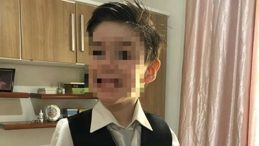 Mãe e Jairinho jogaram celular pela janela na hora da prisão, diz polícia