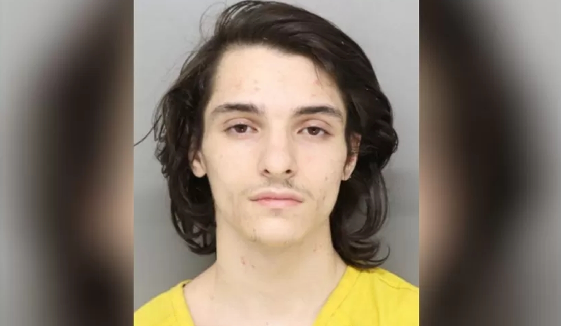 Homem acusado de estuprar adolescente teria 'morado' embaixo de cama dela