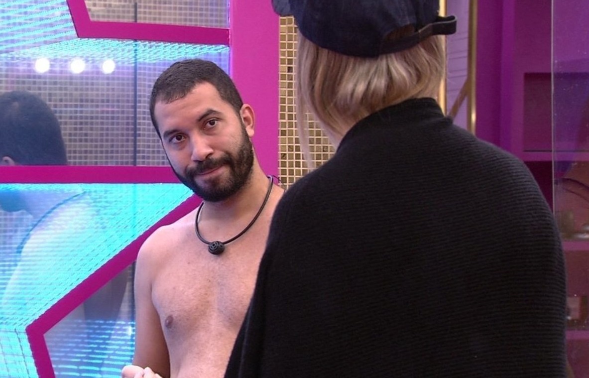 BBB 21: Mãe diz que Gil não seguiu seu conselho para tomar cuidado com amizades