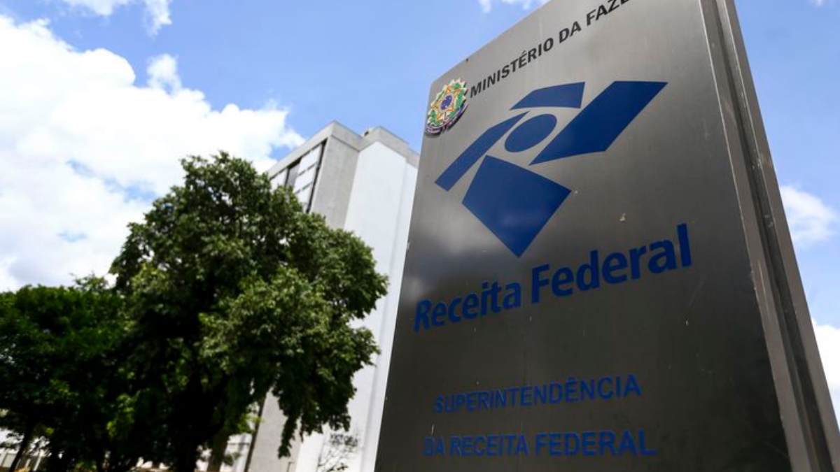 Carga tributária é a maior em 12 anos, apesar de promessa de Bolsonaro