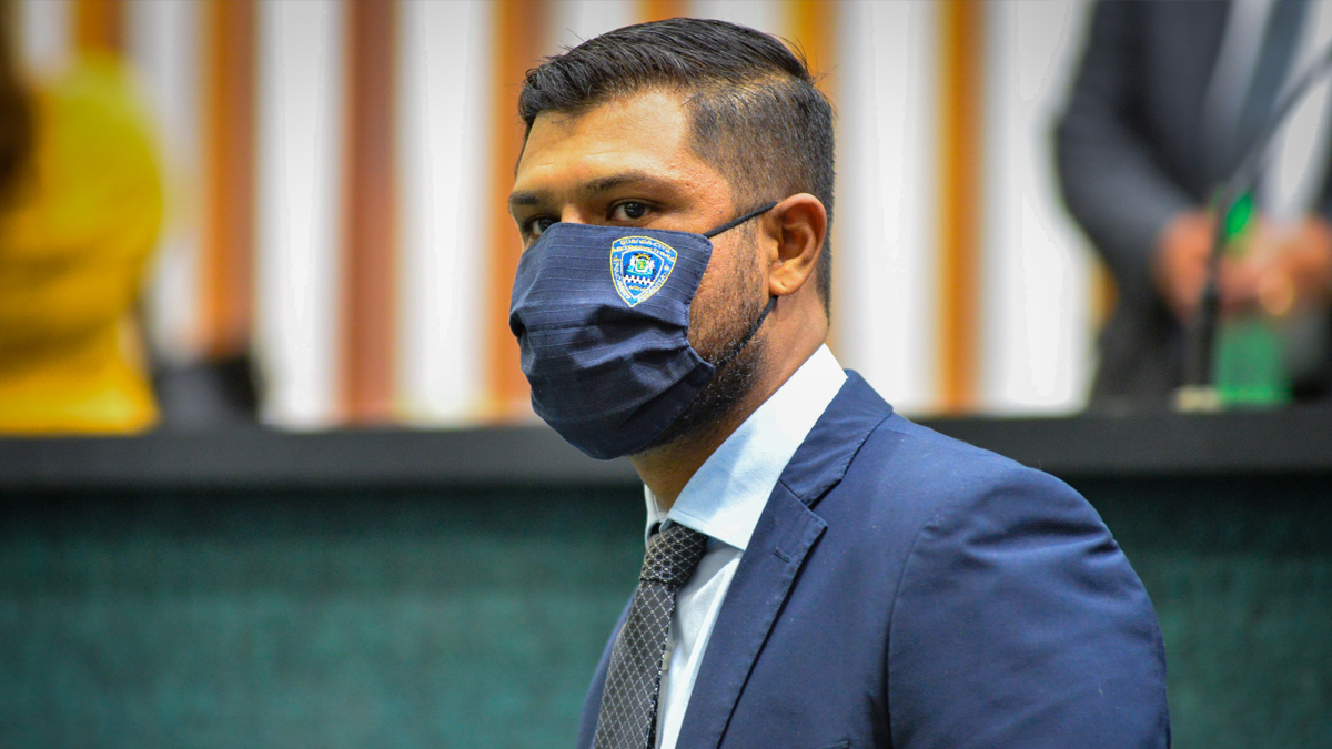 Presidente da Câmara de Goiânia apresenta sintomas de crise renal e passa por exames