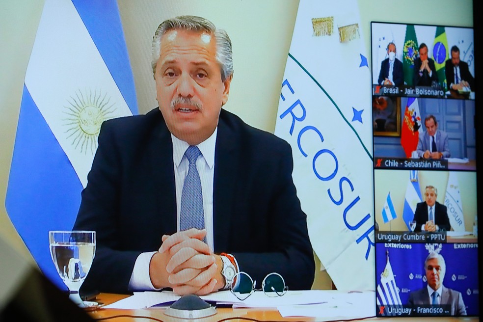 Argentina suspende voos partidos do Brasil temendo alta da Covid