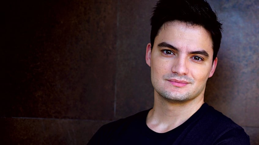 Felipe Neto arrecada mais de R$ 1,6 milhão em campanha para levar água ao Rio Grande do Sul influenciador conseguiu por meio de vaquinha