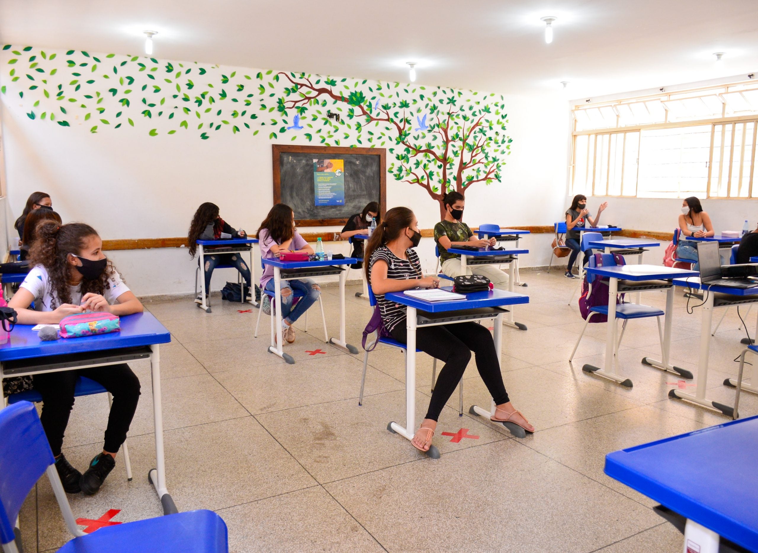 Escola com distanciamento social