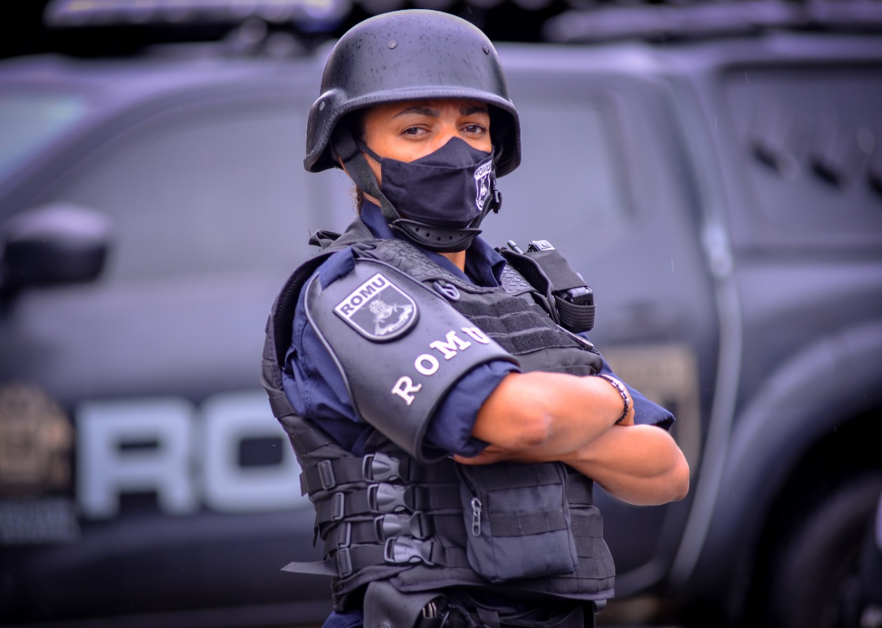 Edevânia Ferreira da Silva, guarda civil lotada na Ronda Ostensiva Municipal (Romu) (Foto: Jucimar de Sousa/Mais Goiás)