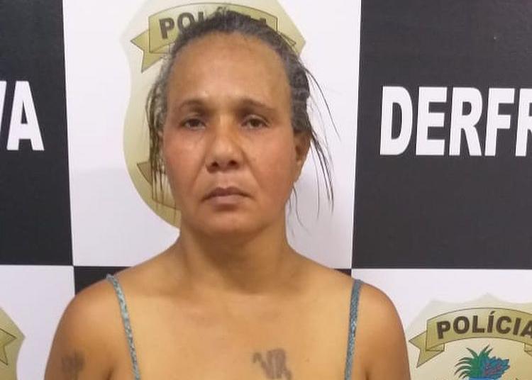 Polícia prende suspeita de aplicar o golpe “Boa Noite, Cinderela” para roubar um idoso com necessidades especiais