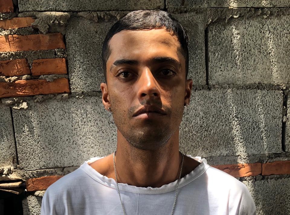 Suspeito de assassinato morre após confronto com a Rotam