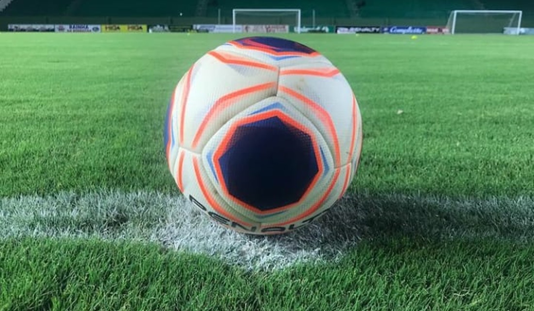 Médicos criticam fura-fila da Conmebol para vacinar jogadores contra Covid